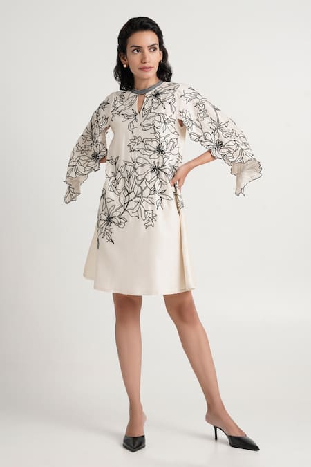 Madder Much Leo Floral Cutwork Embroidered Short Dress 