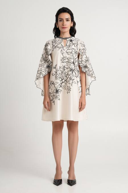 Buy_Madder Much_Ivory Handloom Cotton Embroidery Round Neck Leo Floral Cutwork Short Dress 