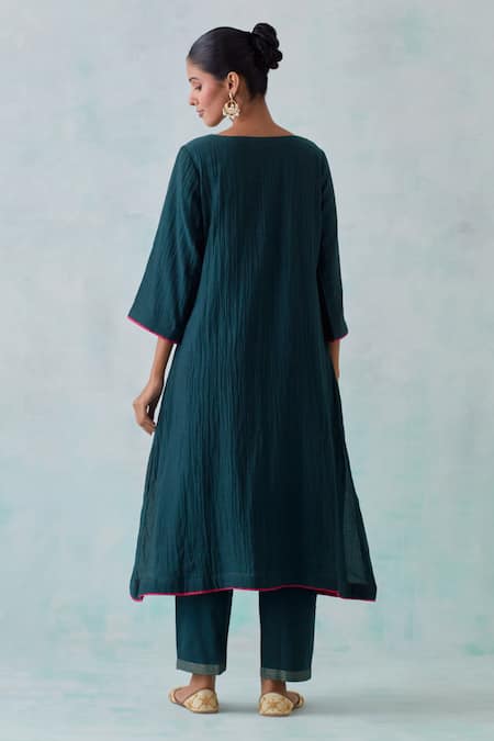 Priya Chaudhary Sequin Amaryllis Yoke Embroidered Kurta Pant Set 