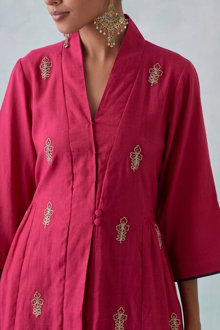 Buy Priya Chaudhary Pink Chanderi Embroidery Shawl Neck Plumeria Front Slit Kurta Online at Aza Fashions Buy_Priya Chaudhary_Pink Chanderi Embroidery Shawl Neck Plumeria Front Slit Kurta _Online_at_Aza_Fashions