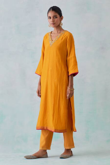 Priya Chaudhary Yellow Cotton, Chanderi Sequins, Embroidery V-neck Kurta And Pant Set Online at Aza Fashions Priya Chaudhary_Yellow Cotton, Chanderi Sequins, Embroidery V-neck Kurta And Pant Set _Online_at_Aza_Fashions