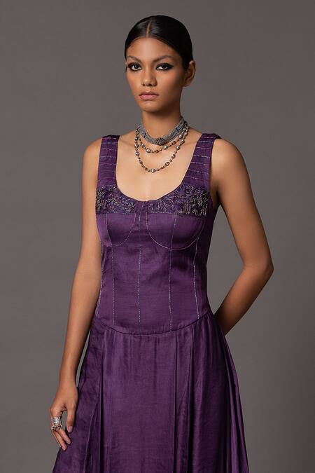 A Humming Way Purple Linen, Satin Embroidery Round Neck Roma Corset Threadwork Gown Online at Aza Fashions A Humming Way_Purple Linen, Satin Embroidery Round Neck Roma Corset Threadwork Gown _Online_at_Aza_Fashions