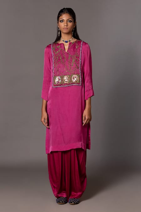 A Humming Way Iris Bird Embroidered Kurta With Dhoti Pant 