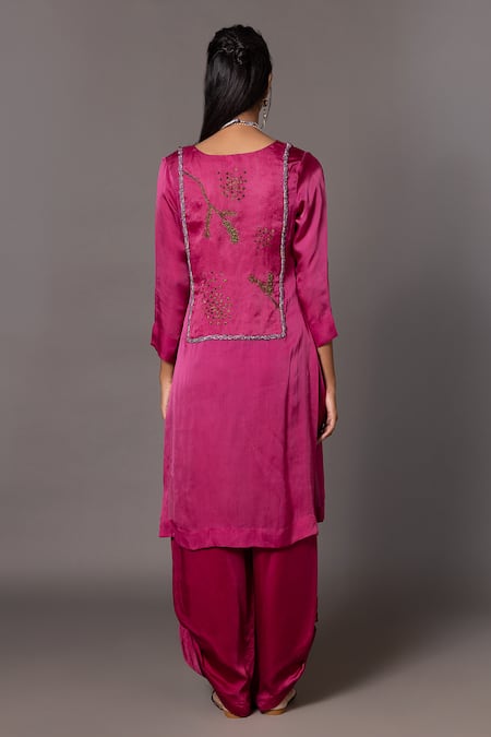 A Humming Way Iris Bird Embroidered Kurta With Dhoti Pant 