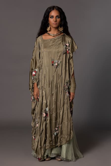 A Humming Way Topiary Jacobean Embroidered Kaftan Cape With Trouser 