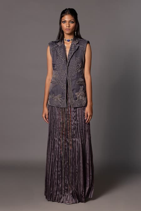 A Humming Way Shikhar Baugh Metallic Threadwork Jacket With Skirt 