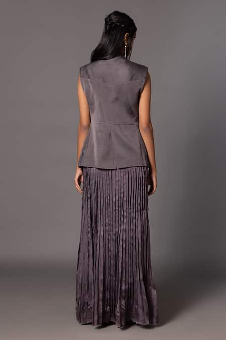 A Humming Way Shikhar Baugh Metallic Threadwork Jacket With Skirt 