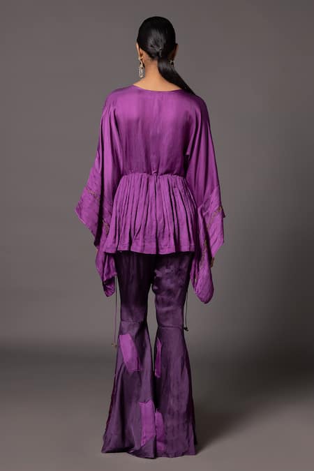 A Humming Way Metallic Threadwork Kimono With Gharara 