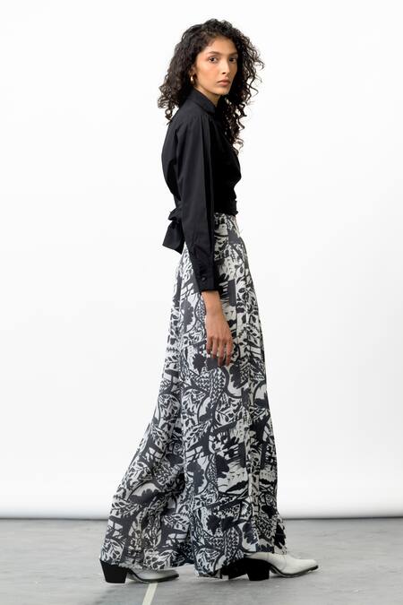 Shop_OFRIDA_Black Cotton Collared Solid Wrap Shirt _Online_at_Aza_Fashions