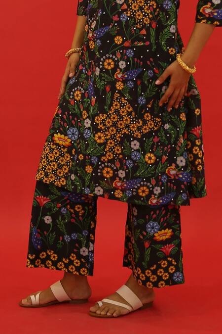 Saksham & Neharicka Black Chanderi Embroidery, Sequins Shoumi Floral Hand Painted Kurta And Pant Set Online at Aza Fashions Saksham & Neharicka_Black Chanderi Embroidery, Sequins Shoumi Floral Hand Painted Kurta And Pant Set _Online_at_Aza_Fashions