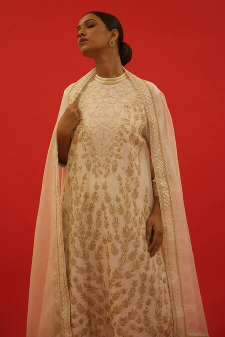 Saksham & Neharicka Ivory Chanderi Embroidery, Zari Round Neck Behnaaz Hand Kurta Set Online at Aza Fashions Saksham & Neharicka_Ivory Chanderi Embroidery, Zari Round Neck Behnaaz Hand Kurta Set _Online_at_Aza_Fashions