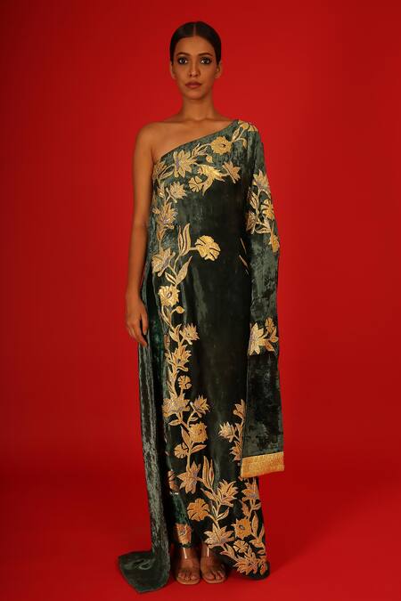 Buy Saksham & Neharicka Green Velvet Embroidery, Zari One Shoulder Naayaab Hand Kurta And Pant Set Online at Aza Fashions Buy_Saksham & Neharicka_Green Velvet Embroidery, Zari One Shoulder Naayaab Hand Kurta And Pant Set _Online_at_Aza_Fashions