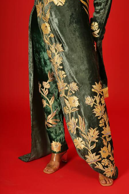 Saksham & Neharicka Green Velvet Embroidery, Zari One Shoulder Naayaab Hand Kurta And Pant Set at Aza Fashions Saksham & Neharicka_Green Velvet Embroidery, Zari One Shoulder Naayaab Hand Kurta And Pant Set _at_Aza_Fashions