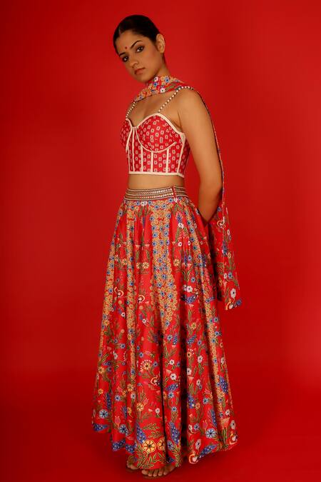 Buy_Saksham & Neharicka_Red Chanderi Embroidery Sweetheart Neck Sureeli Hand Painted Lehenga Set _Online_at_Aza_Fashions