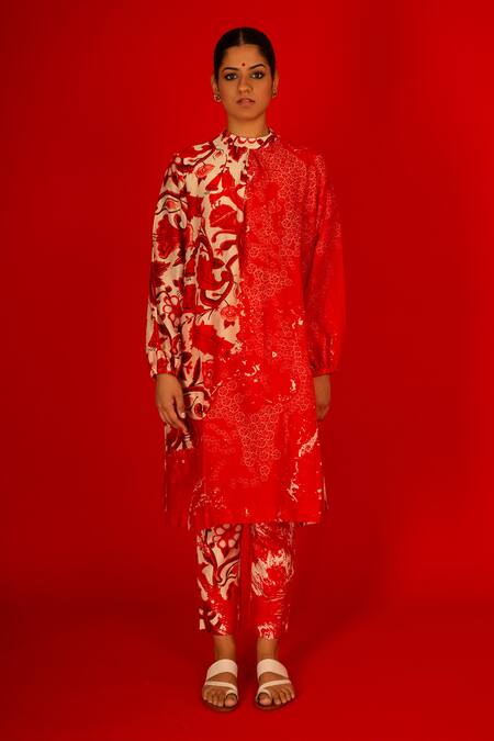 Buy Saksham & Neharicka Red Chanderi Embroidery Round Neck Durga Kurta Online at Aza Fashions Buy_Saksham & Neharicka_Red Chanderi Embroidery Round Neck Durga Kurta_Online_at_Aza_Fashions