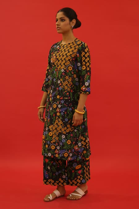 Shop Saksham & Neharicka Black Chanderi Embroidery Round Neck Shoumi Hand Painted Kurta at Aza Fashions Shop_Saksham & Neharicka_Black Chanderi Embroidery Round Neck Shoumi Hand Painted Kurta _at_Aza_Fashions