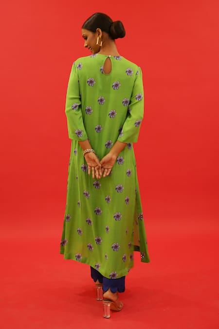Shop_Saksham & Neharicka_Green Chanderi Embroidery Round Neck Floral Butti Print Kurta _at_Aza_Fashions