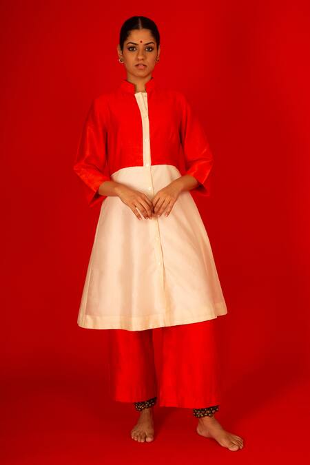 SAKSHAM & NEHARICKA Red Chanderi Plain Stand Collar Kriti Color Block Kurta With Palazzo 