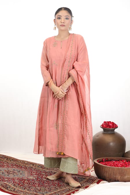 Beige Peach Anarkali Fine Chanderi Embroidered Stripe Pattern Notched Thread Set 