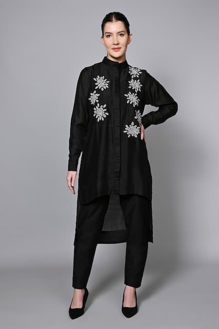 Buy Black Chanderi Silk Embroidery Cutdana Patchwork Kurta And Pant Set ...