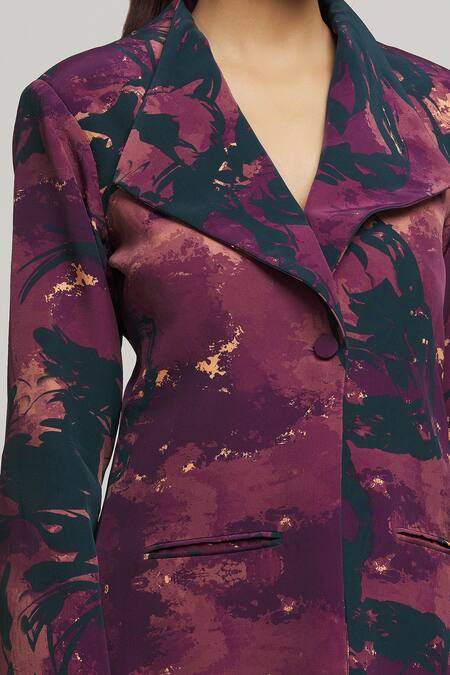 Shop Label Shristi Chetani Multi Color Crepe Milan Abstract Print Blazer With Pant Online at Aza Fashions Shop_Label Shristi Chetani_Multi Color Crepe Milan Abstract Print Blazer With Pant_Online_at_Aza_Fashions