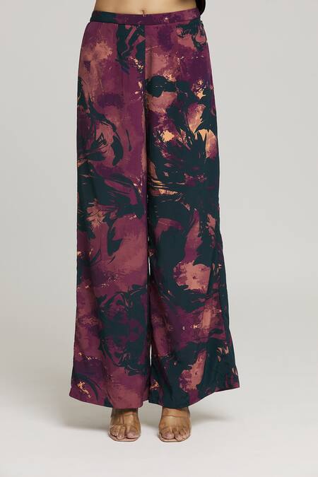 Label Shristi Chetani Multi Color Crepe Milan Abstract Print Blazer With Pant at Aza Fashions Label Shristi Chetani_Multi Color Crepe Milan Abstract Print Blazer With Pant_at_Aza_Fashions