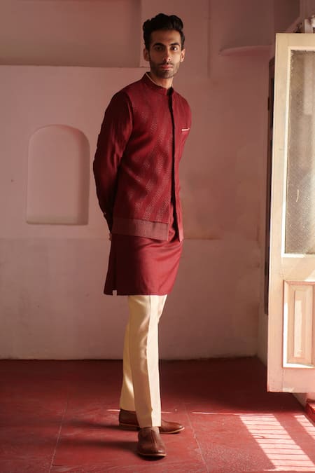 Philocaly Maroon Thread Embroidered Bundi 