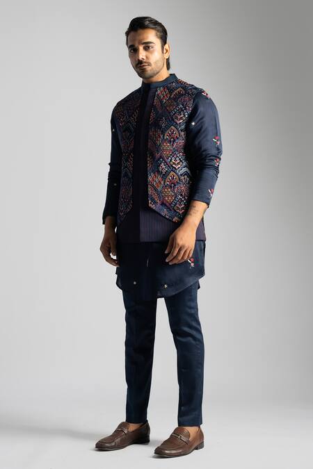 Buy PAARSH Blue Velvet Sequins, Embroidery Navy Nehru Jacket Online at Aza Fashions Buy_PAARSH_Blue Velvet Sequins, Embroidery Navy Nehru Jacket _Online_at_Aza_Fashions