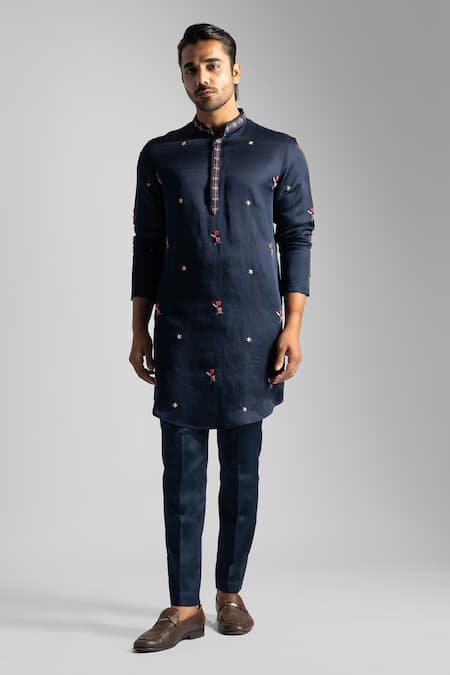 Paarsh Tulip Thread Embroidered Kurta With Pyjama 