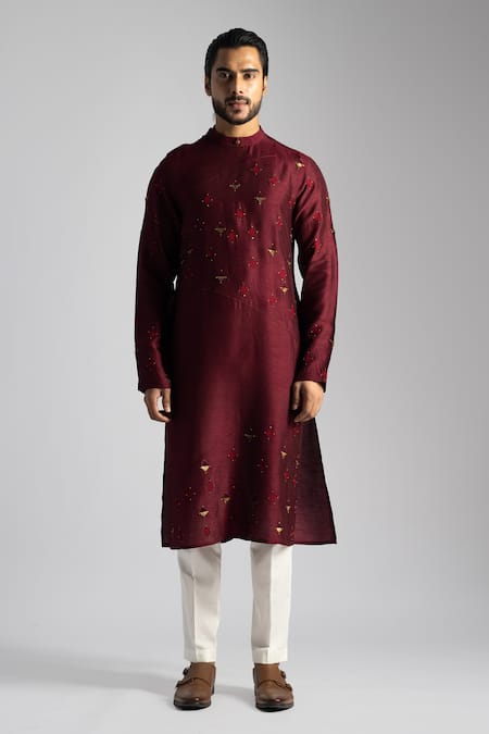 Paarsh Geometric Thread Embroidered Kurta With Pant 