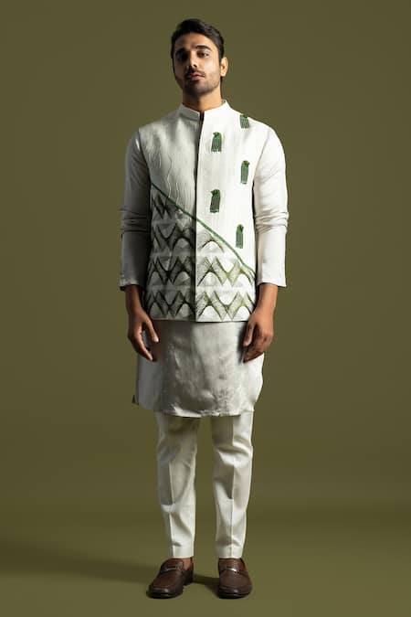 PAARSH_Gray Bamboo Crystals, Beads Egyptian Pattern Bundi _Online_at_Aza_Fashions