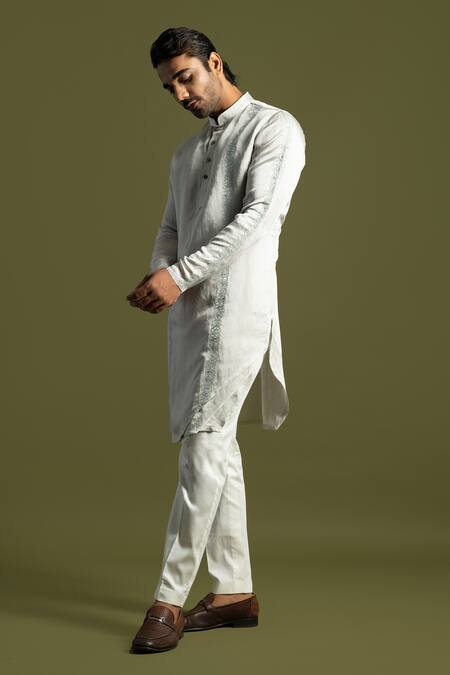 Buy PAARSH Grey Cotton, Linen, Satin Amaryllis Vine Triple Layered Kurta With Trouser Online at Aza Fashions Buy_PAARSH_Grey Cotton, Linen, Satin Amaryllis Vine Triple Layered Kurta With Trouser _Online_at_Aza_Fashions