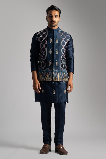 Paarsh Thread Embroidered Nehru Jacket 