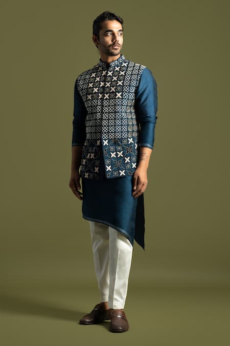 Buy AD by Arvind Men Brown Textured Tailored Regular Fit Nehru Jacket -  NNNOW.com