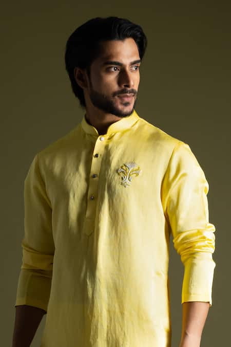 Buy_PAARSH_Yellow Linen, Satin, Cotton Threadwork Scalloped Hem Kurta With Pant Pyjama _Online_at_Aza_Fashions