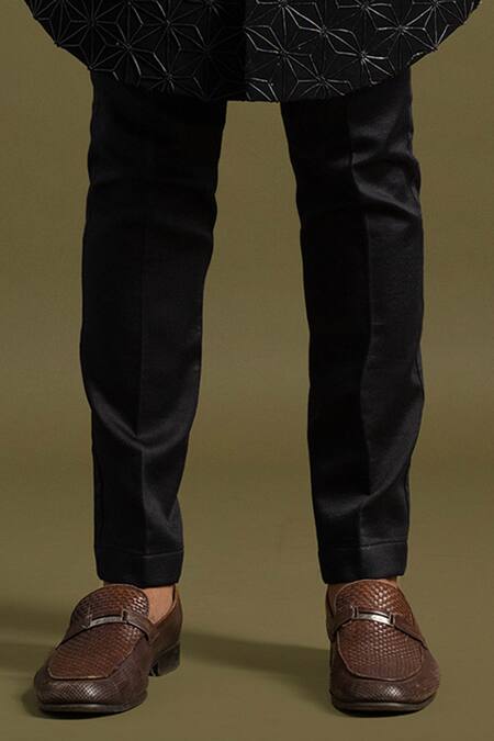 PAARSH Black Beads, Sequins Geometric Florin Embroidered Achkan With Trouser Online at Aza Fashions PAARSH_Black Beads, Sequins Geometric Florin Embroidered Achkan With Trouser _Online_at_Aza_Fashions