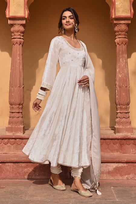 Karaj Jaipur Floret Embroidered Velvet Anarkali Set 