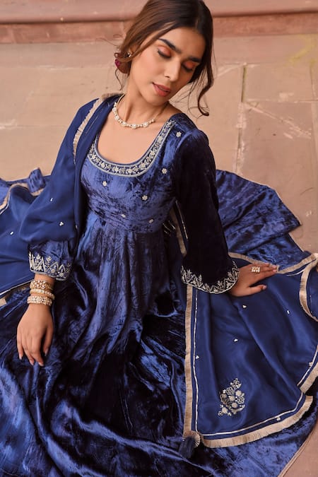Karaj Jaipur Blue Velvet, Chanderi, Organza Pearls, Sequins, Floret Aari Anarkali Set at Aza Fashions Karaj Jaipur_Blue Velvet, Chanderi, Organza Pearls, Sequins, Floret Aari Anarkali Set _at_Aza_Fashions