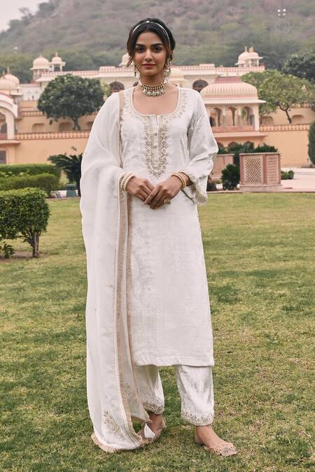 Buy Karaj Jaipur White Velvet, Organza Embroidery, Lace Round Neck Ditsy Fleur Kurta Pant Set Online at Aza Fashions Buy_Karaj Jaipur_White Velvet, Organza Embroidery, Lace Round Neck Ditsy Fleur Kurta Pant Set _Online_at_Aza_Fashions