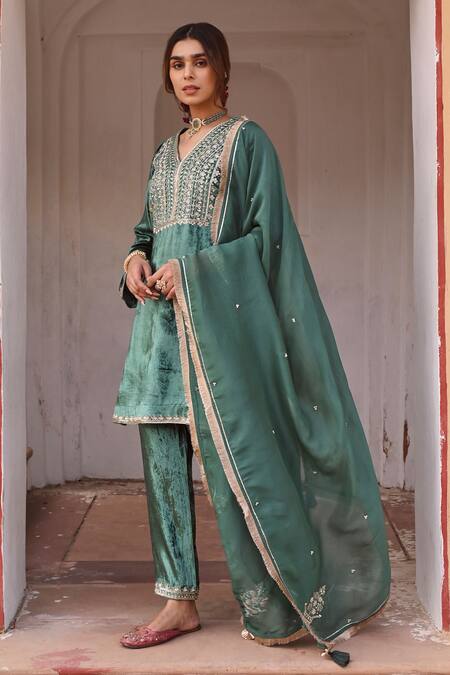 Shop Karaj Jaipur Green Velvet, Organza Sequins, Gardenia Yoke Embroidered Short Kurta Pant Set Online at Aza Fashions Shop_Karaj Jaipur_Green Velvet, Organza Sequins, Gardenia Yoke Embroidered Short Kurta Pant Set _Online_at_Aza_Fashions