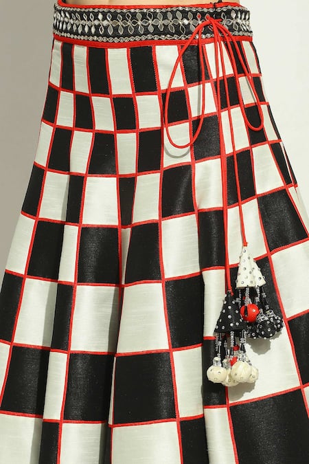 Buy_Vandana Sethi_Black Silk Embroidery, Mirrors, Crystals Checkered Patchwork Lehenga Set 