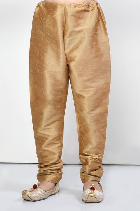 Petite Pomme_Maroon Silk, Silk, Embroidery Placement Thread Work Kurta Set _Online_at_Aza_Fashions