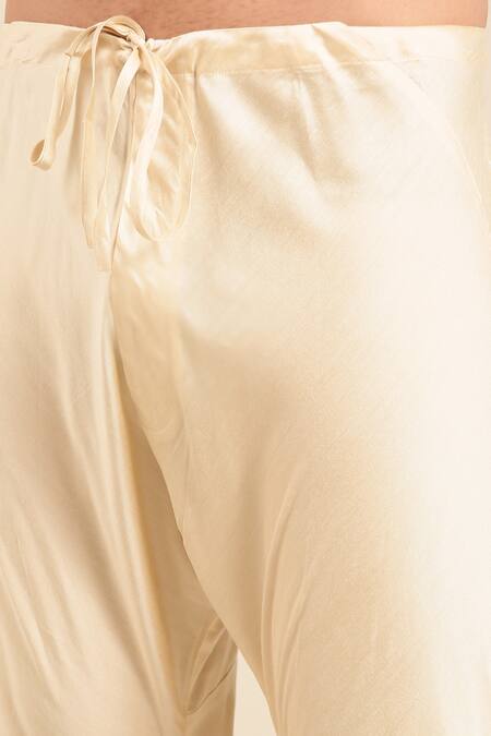 Buy Mayank Modi - Men Ivory Silk, Jacquard Chevron Pattern Panel Kurta With Churidar Buy_Mayank Modi - Men_Ivory Silk, Jacquard Chevron Pattern Panel Kurta With Churidar