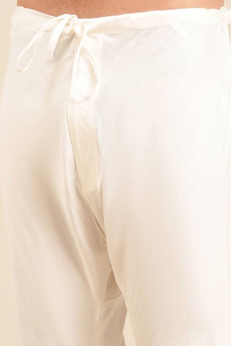 Mayank Modi - Men_Green Silk, Chanderi Embroidery Thread Kurta With Churidar _Online_at_Aza_Fashions