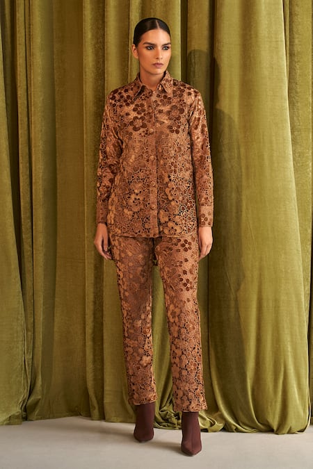 QALA CLOTHING Brown Velvet Embroidery Floral Collared Neck Nia Shirt With Pant 