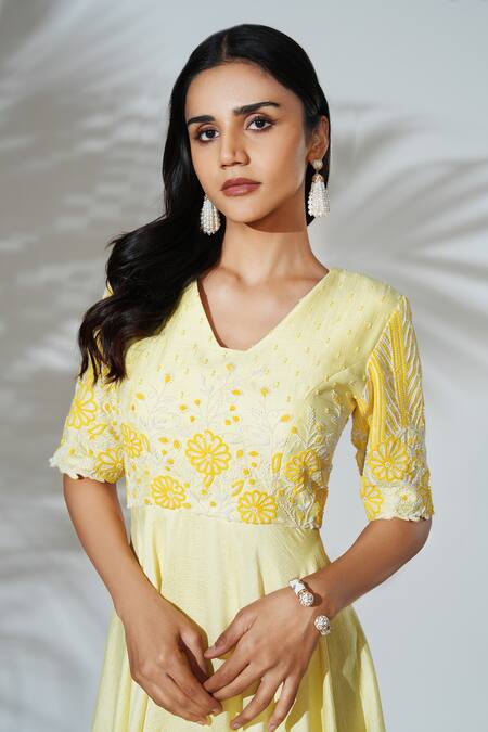 Buy_Anu Pellakuru_Yellow Linen, Silk Pearls, Sequins V-neck Resham Hand Embroidered Flared Gown_Online_at_Aza_Fashions