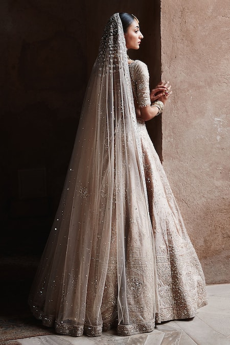 Shop Matsya Peach Tissue Hand Embroidered Dori Broad Leaf Neck Masai Landscape Lehenga Set at Aza Fashions Shop_Matsya_Peach Tissue Hand Embroidered Dori Broad Leaf Neck Masai Landscape Lehenga Set _at_Aza_Fashions