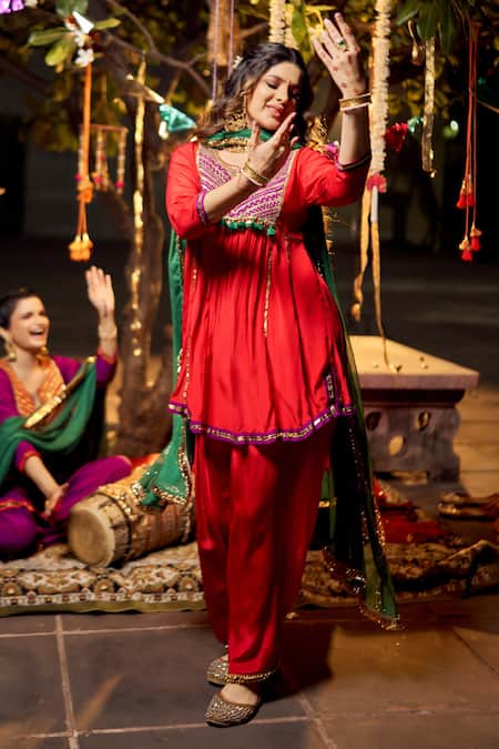 Buy_Nimbu Mirchi_Red Crepe, Chiffon Metallic Thread, Sequins, Embroidered Yoke Kurta Salwar Set 