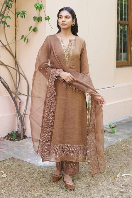 Naaz By Noor_Brown Chanderi, Organza Lace, Sequins, Embroidery Split Placket Kurta Set _Online_at_Aza_Fashions