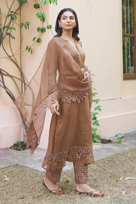 Buy_Naaz By Noor_Brown Chanderi, Organza Lace, Sequins, Embroidery Split Placket Kurta Set _Online_at_Aza_Fashions